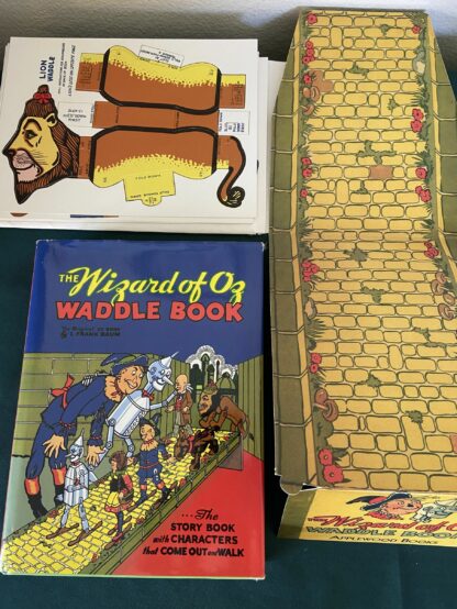 Wizard of Oz Waddle Book Applewood books l frank baum