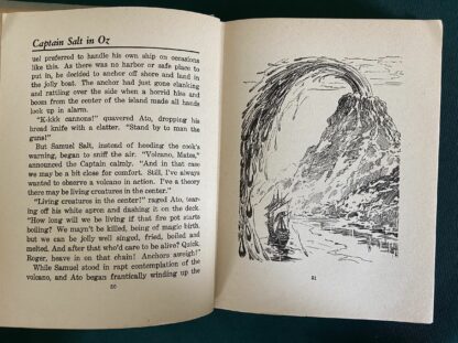 Vintage CAPTAIN SALT IN OZ Ruth Plumly Thompson Wizard of Oz Book - Image 7