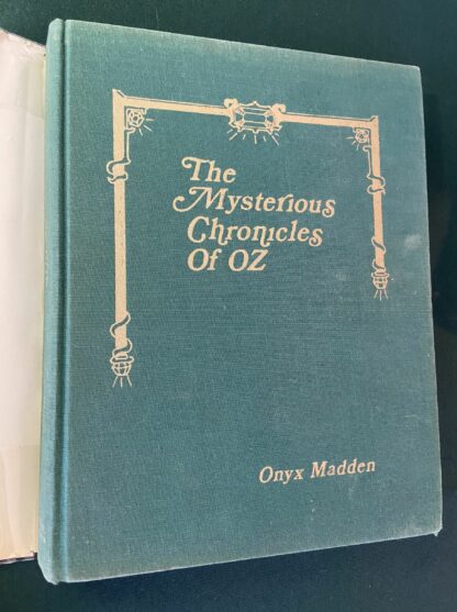 Mysterious Chronicles of Oz Book, Onyx Madden in Dust Jacket, Color Plates, 1985 - Image 9