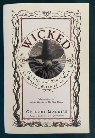 Wicked GREGORY MAGUIRE MOVIE BOOK 2000
