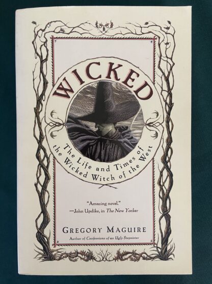Wicked GREGORY MAGUIRE MOVIE BOOK 2000