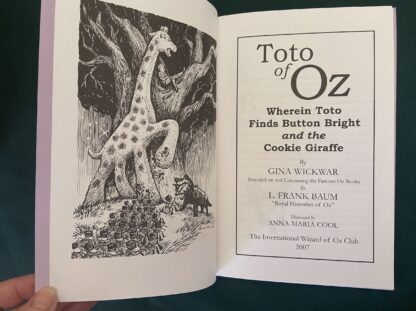 TOTO OF OZ Limited Signed 1st Edition in Slipcase Gina Wickwar 2006 HC/DJ Book - Image 3
