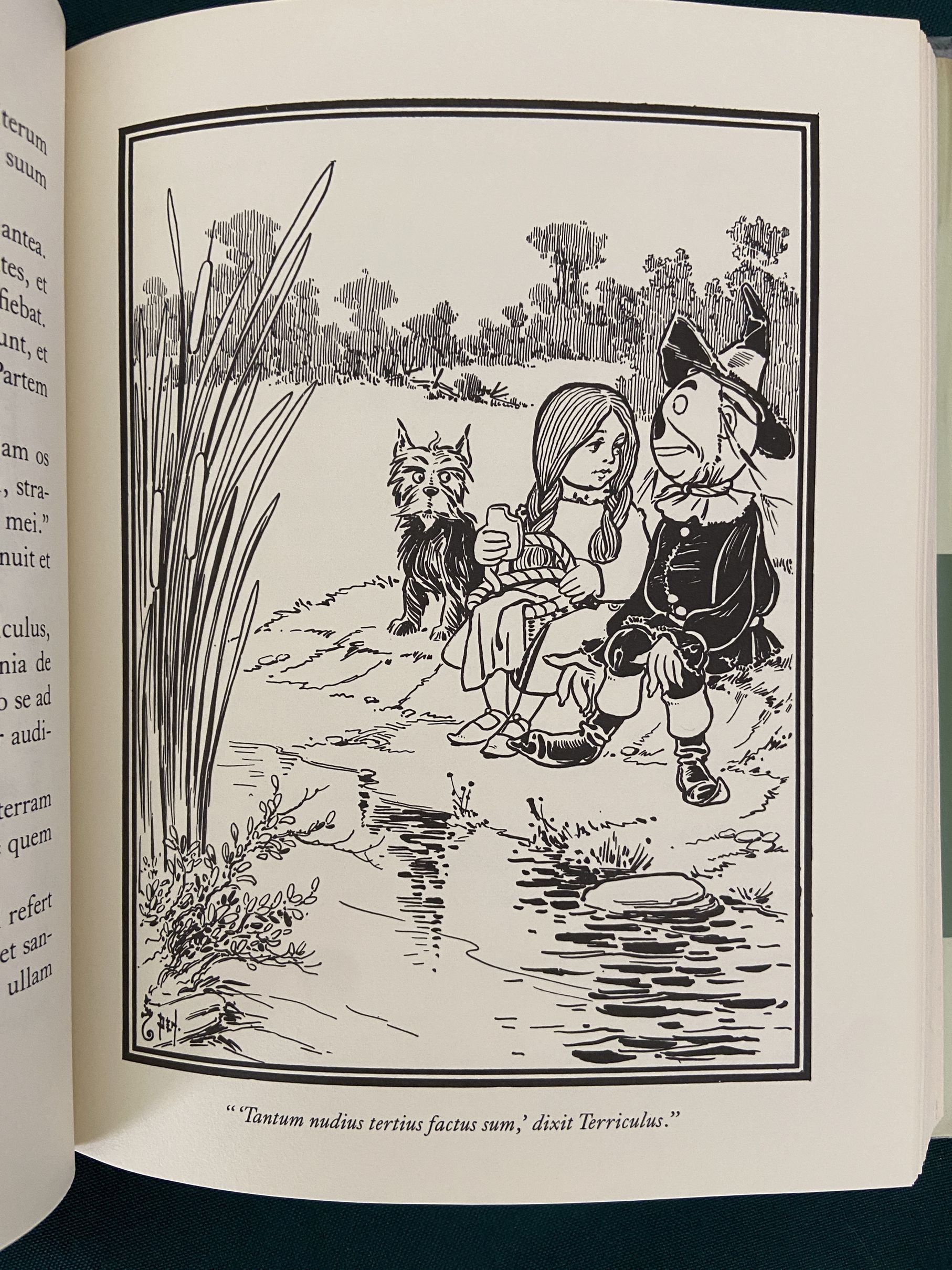 1987 Magus Mirabilis in Oz Classical Wizard of Oz in Latin Book, DJ: Baum, Denslow, Hinke - Image 5