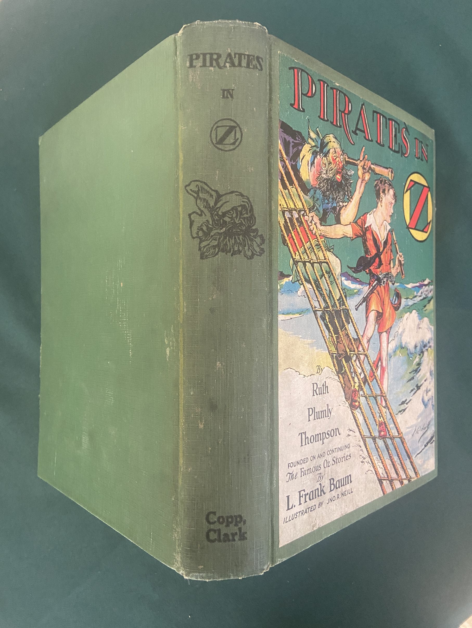 Sold: PIRATES IN OZ 1931 1st Edition Canadian Copp Clark Book Ruth Plumly Thompson - Image 2